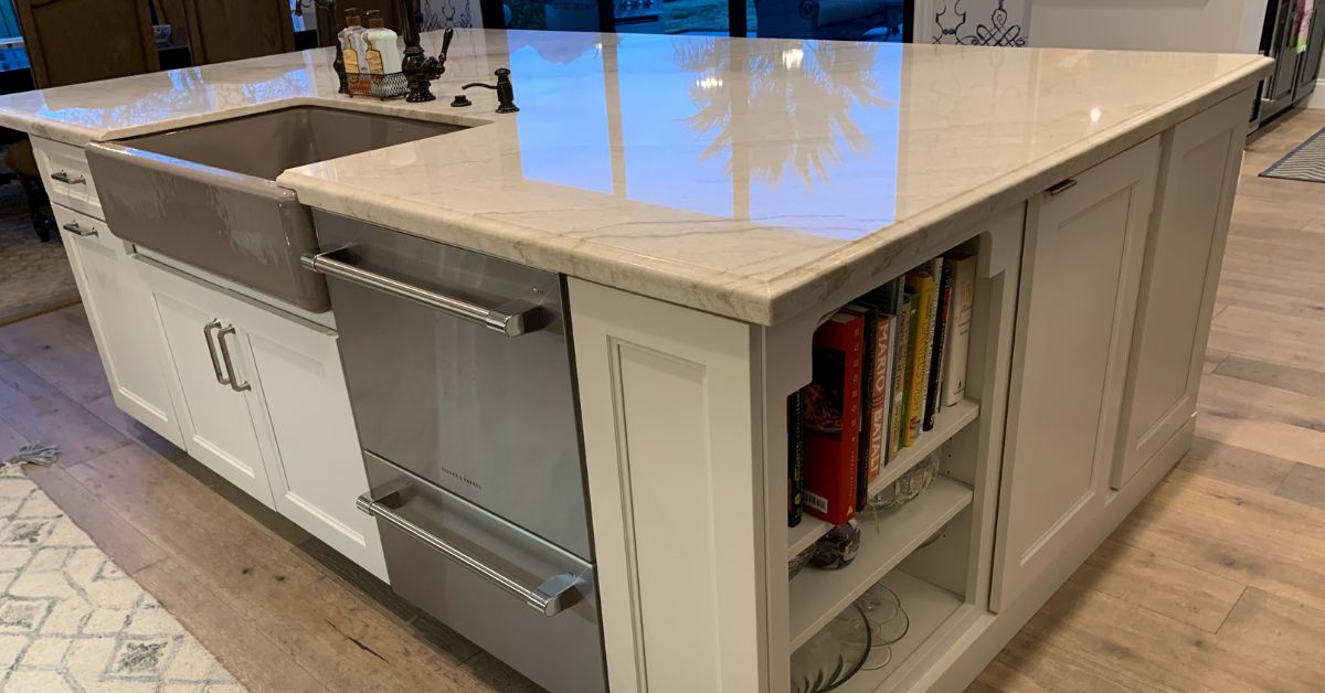 Space-Saving Cabinet Solutions for Small Kitchens